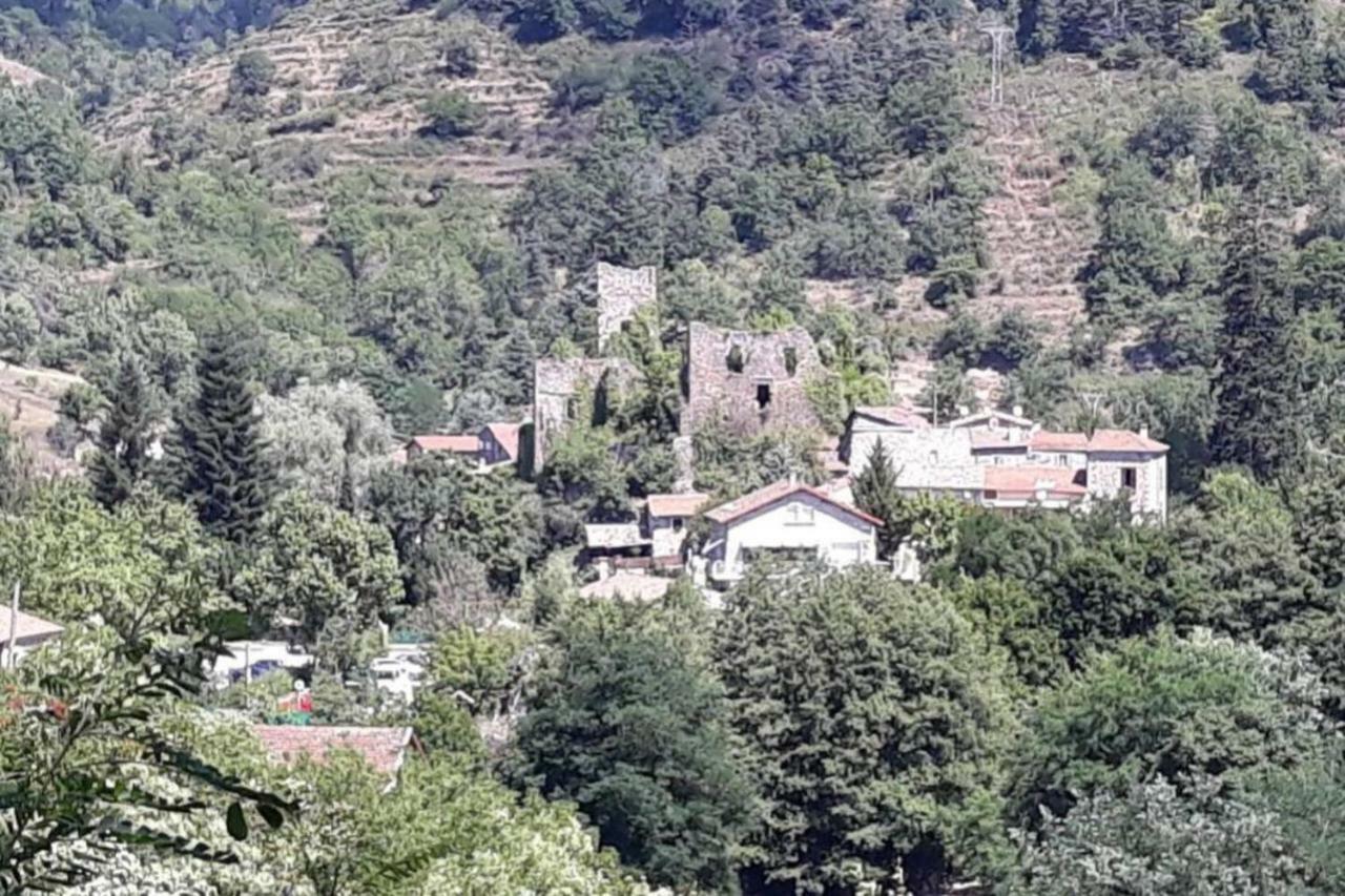 Gite Du Chateau De Retourtour Lamastre Exterior foto